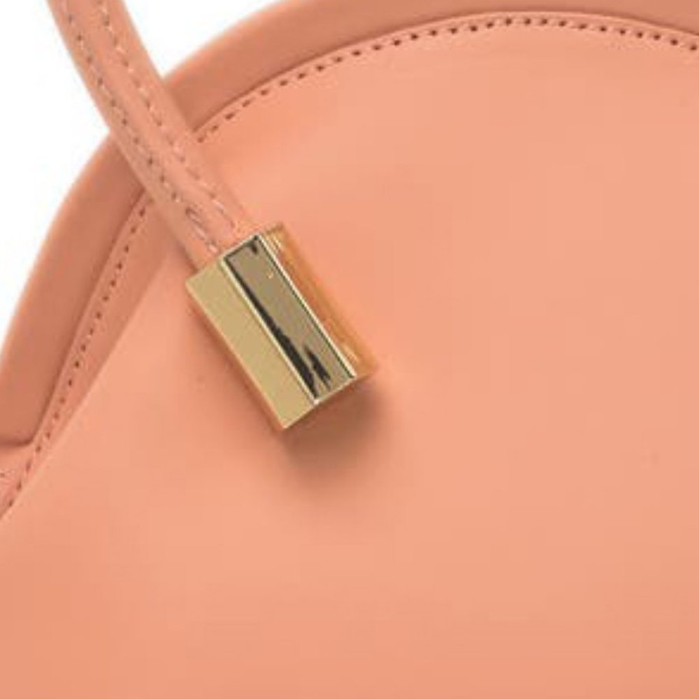 NEW Louise et Cie Isel Leather Pink Carnation Novelty Curved Frame Bucket Bag - Picture 2 of 7